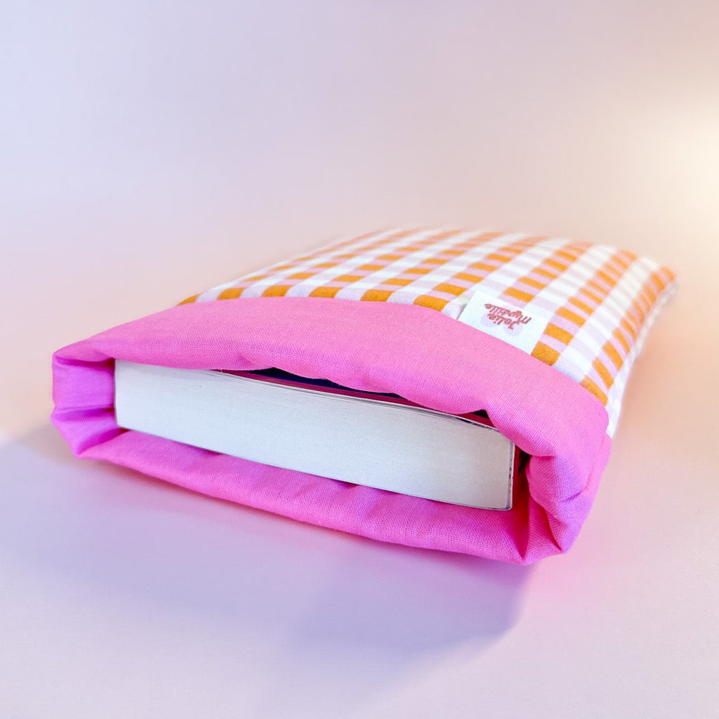Charlotte Book Pouch