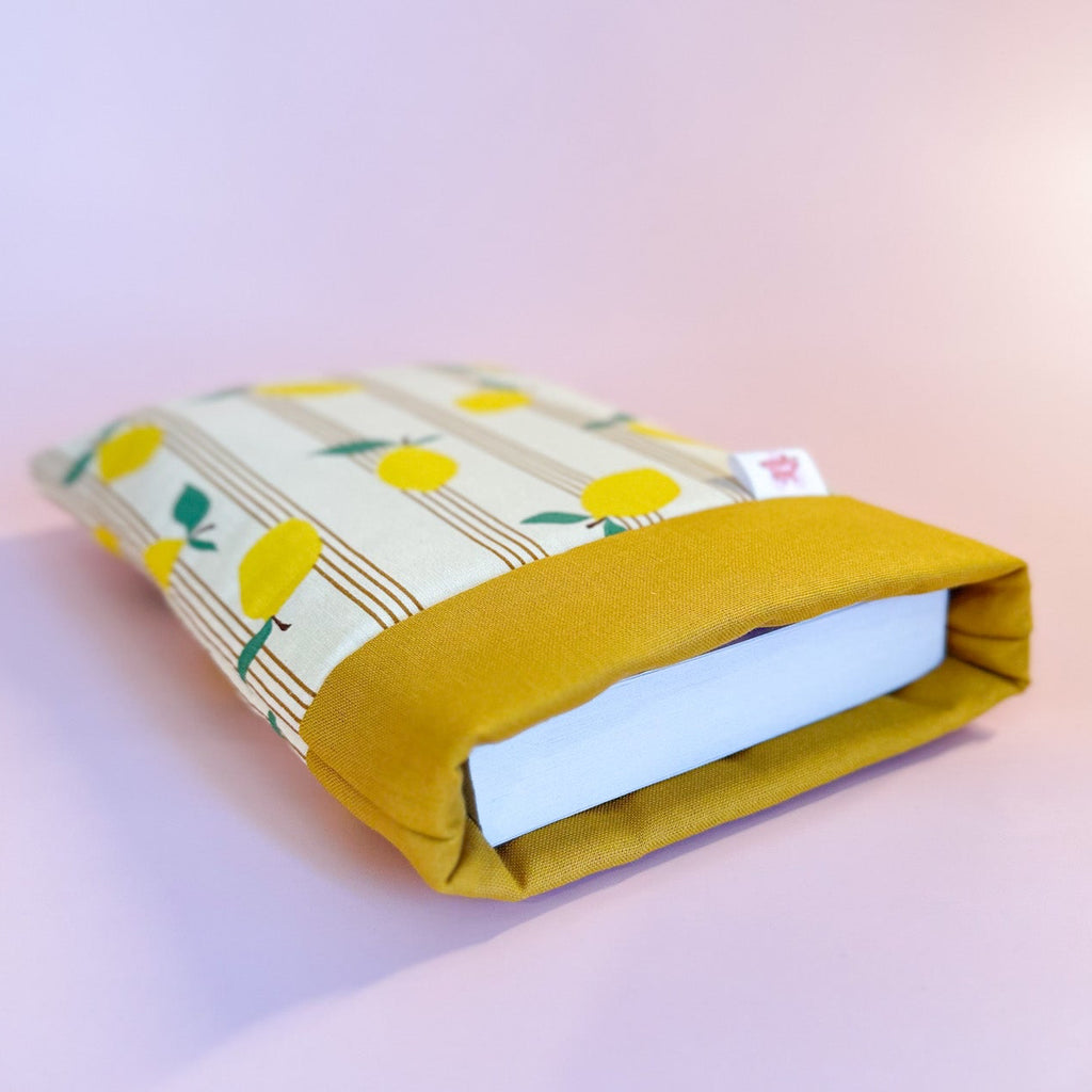 Charlotte Book Pouch